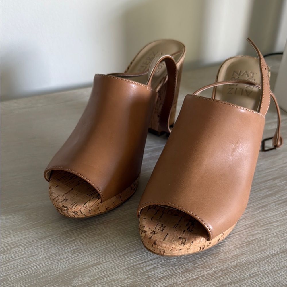 Naturalizer wedge sandals